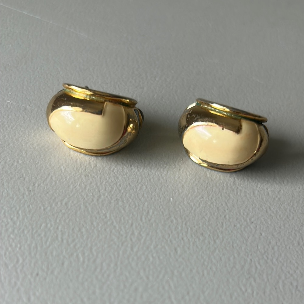 Vintage 60s Elegant Gold and Cream Clip-On Earrings by  Orena Paris